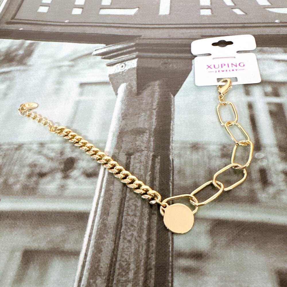 Xuping Jewelry 18K Gold Plated Asymmetric Mixed-Link Bracelet with Disc Charm